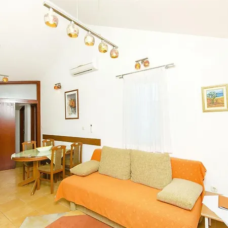 Jela Apartment Trogir