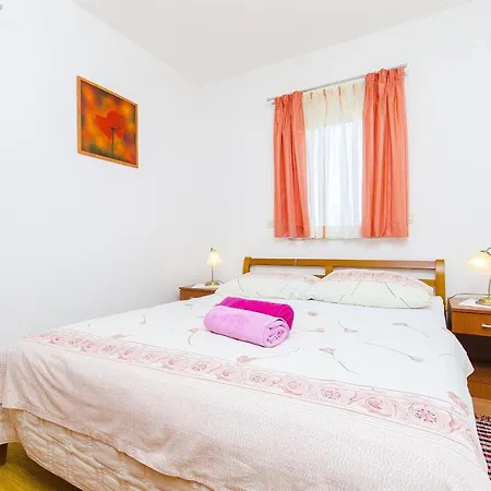 Apartment Jela Trogir